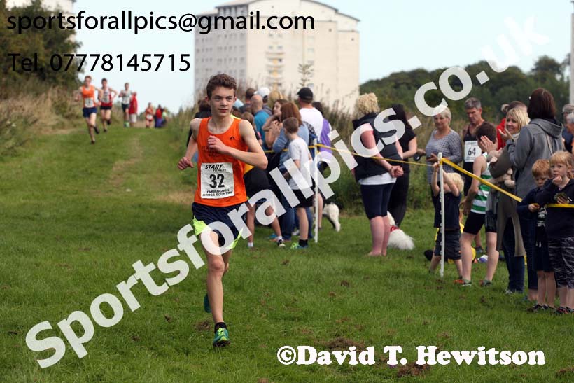 Boys and girls under-15s, Sunderland Harriers Cross Country, Farrington, Sunderland. Photo: David T. Hewitson/Sports for All Pics